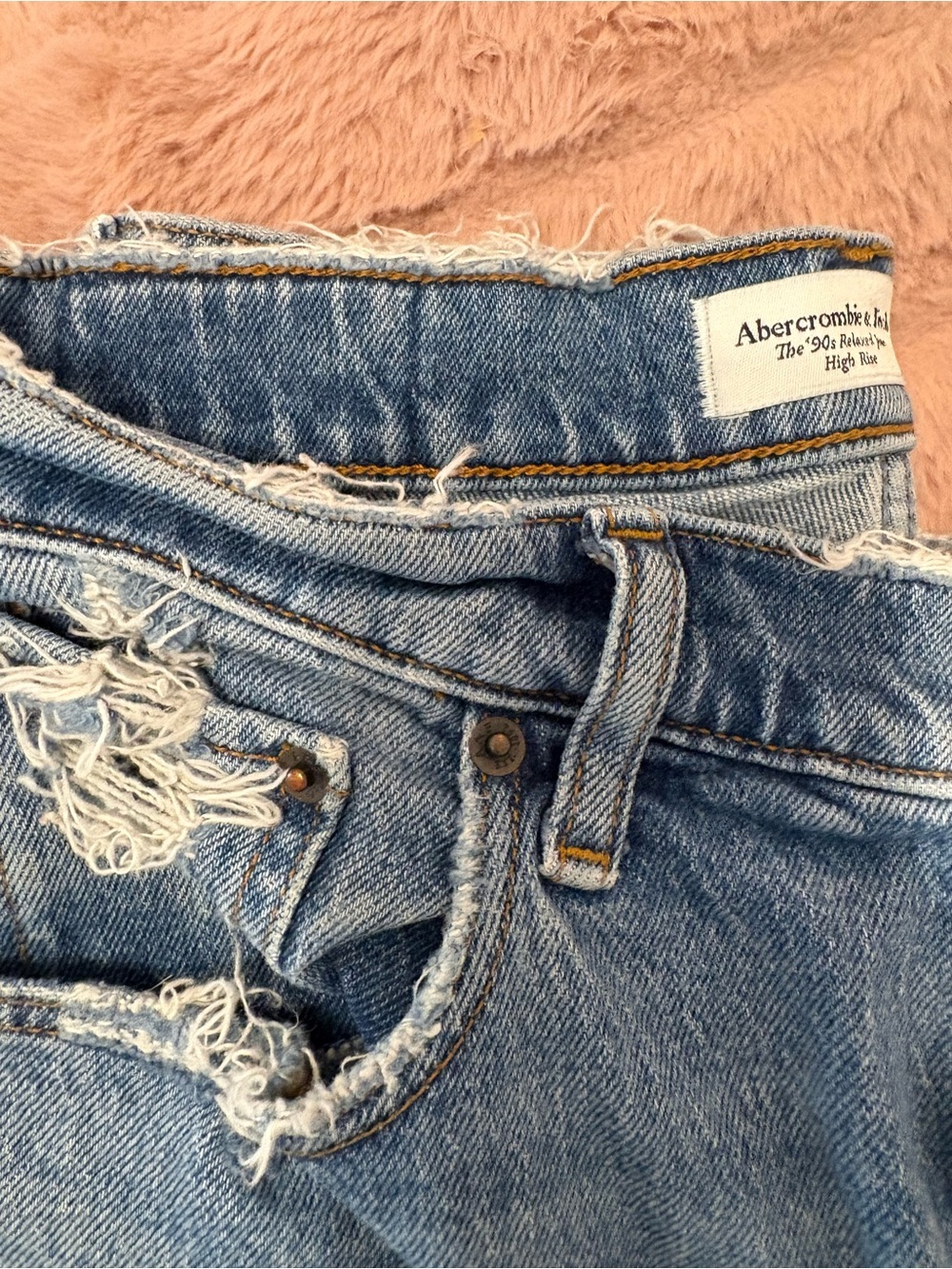 Abercrombie & Fitch Light Blue High-Rise Distressed Women's Jeans
